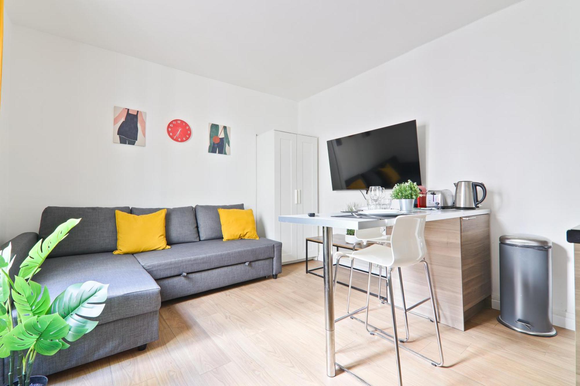 Quartier Tour Eiffel 10 Free Netflix * Parigi